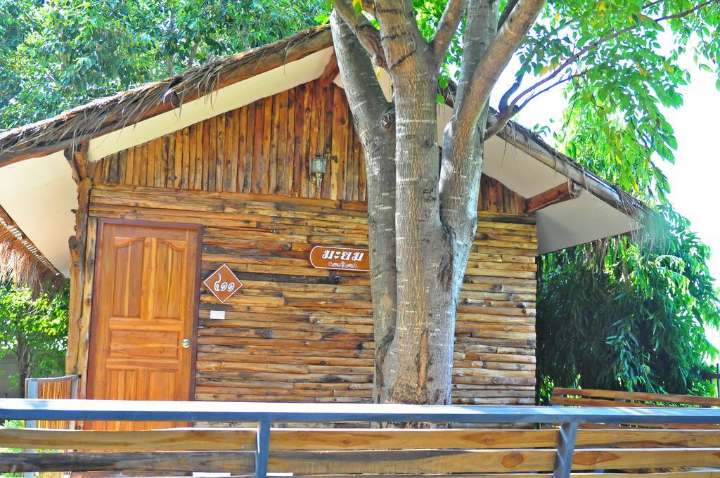 111 Resort y Spa Ban Tha Ramat Exterior foto
